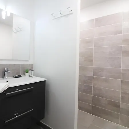 Les Bulles Avec Jacuzzi Privatif & Parking Prive Apartament *