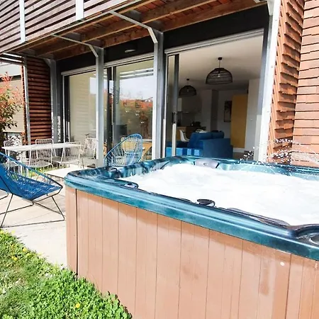 Les Bulles Avec Jacuzzi Privatif & Parking Prive