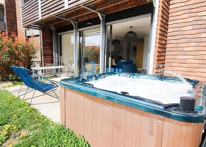 Les Bulles Avec Jacuzzi Privatif & Parking Prive